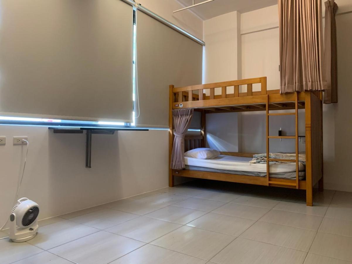 Backpacker 41 Hostel - Taizhong Zewnętrze zdjęcie