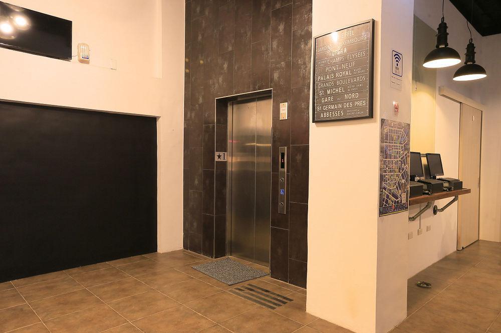 Backpacker 41 Hostel - Taizhong Zewnętrze zdjęcie