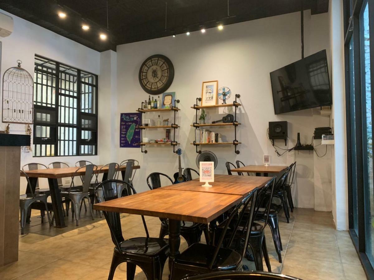 Backpacker 41 Hostel - Taizhong Zewnętrze zdjęcie